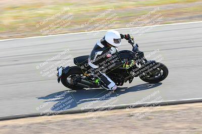 media/Feb-05-2023-Classic Track Day (Sun) [[c35aca4a42]]/Group 2/session 1 turn 9/